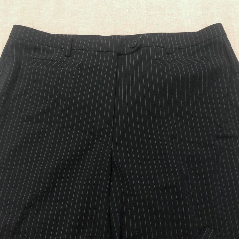 New Directions Black & White Pinstripes Wide Leg Trouser Button & Zip Closure - Picture 2 of 9